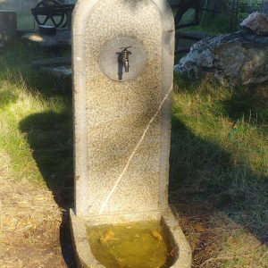 Fuente de Granito "Luna"