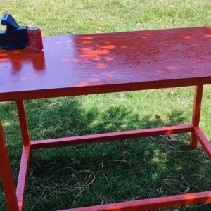 Mesa de Trabajo Metálica con Tornillo de Banco